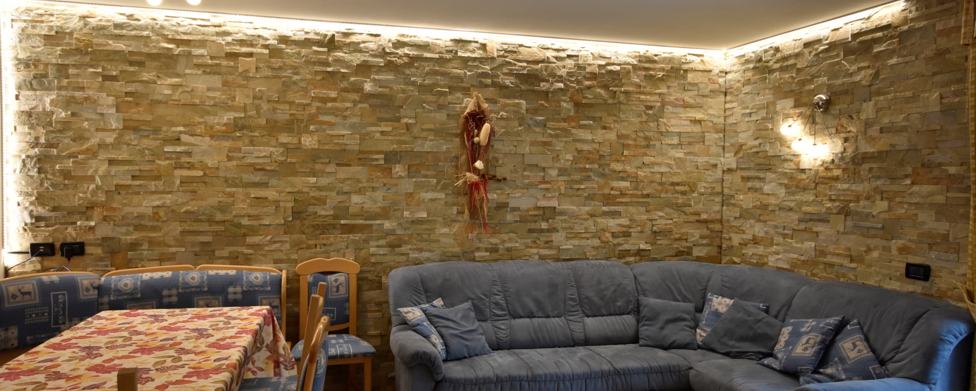 Living room Stone Wall